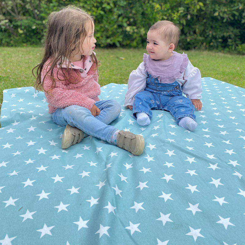 Mat de Picnic Impermeable Estrellas Verdes