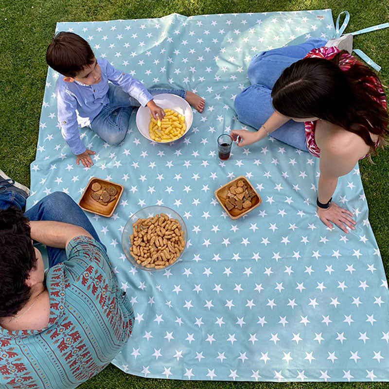 Mat de Picnic Impermeable Estrellas Verdes
