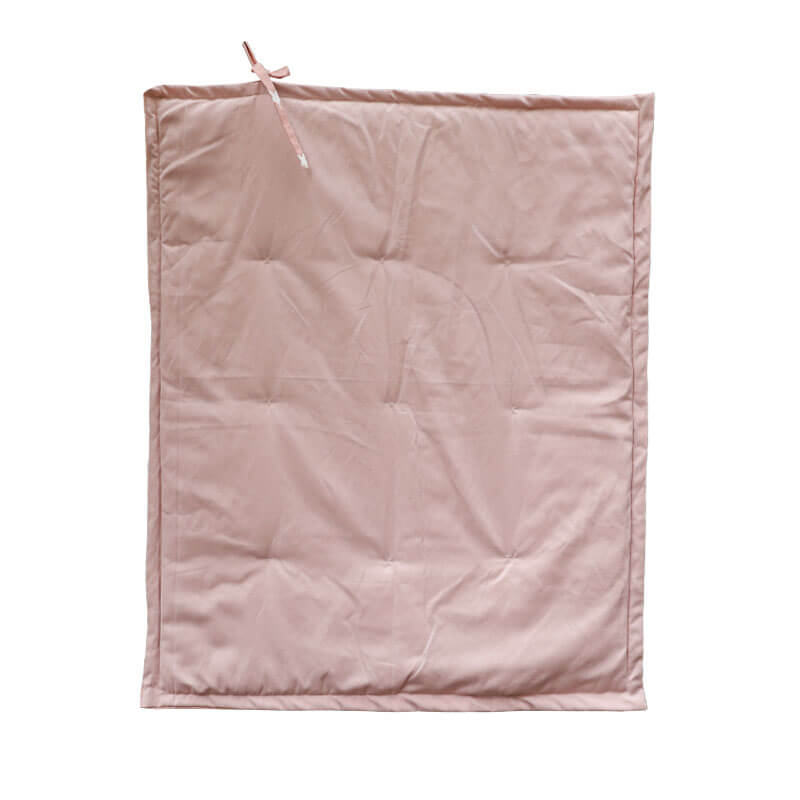 Mat Acolchado Impermeable y Reversible Figuras Rosado
