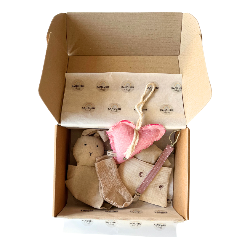 Caja Recién Nacido Corazón Rosado