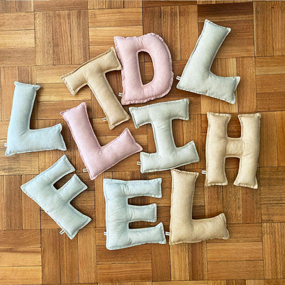 Cojines Letras Iniciales A